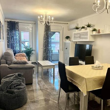 Amplio Apartamento Tranquilo Cerca De La Playa Roses Bagian luar foto