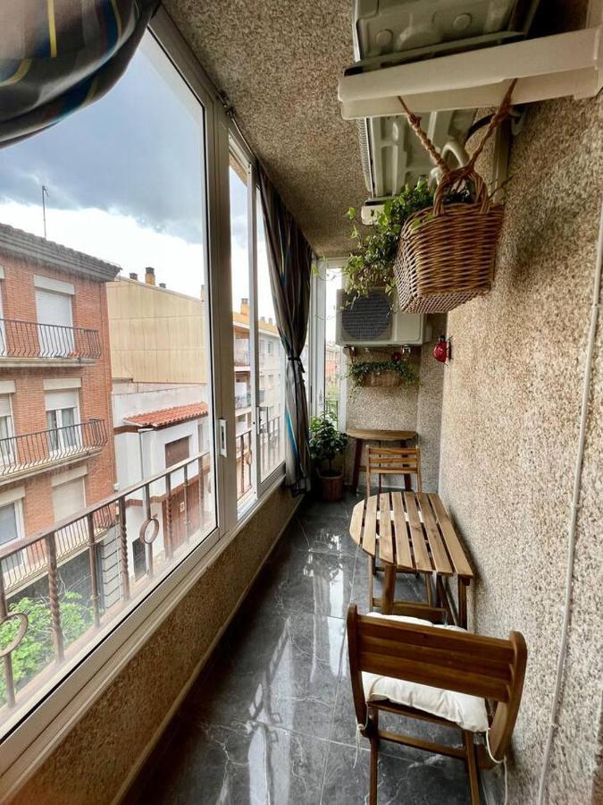 Amplio Apartamento Tranquilo Cerca De La Playa Roses Bagian luar foto